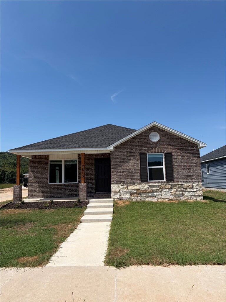 Property Photo:  2813 S Ouachita Drive 2813  AR 72701 