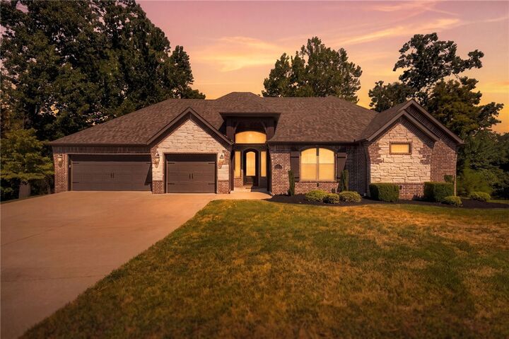 Property Photo:  28 Harbour Drive  AR 72712 