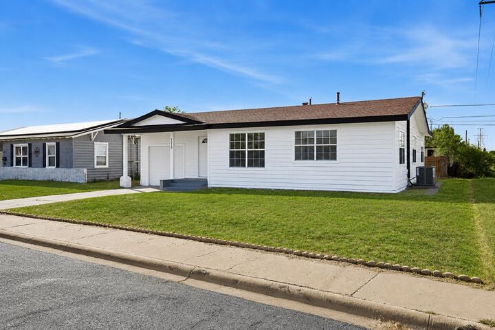 Property Photo:  1213 Patton Dr  TX 79761 
