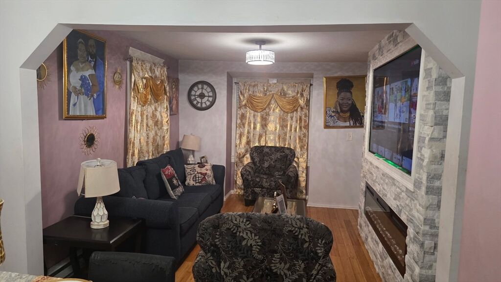 Property Photo:  248 Belmont St  MA 01604 