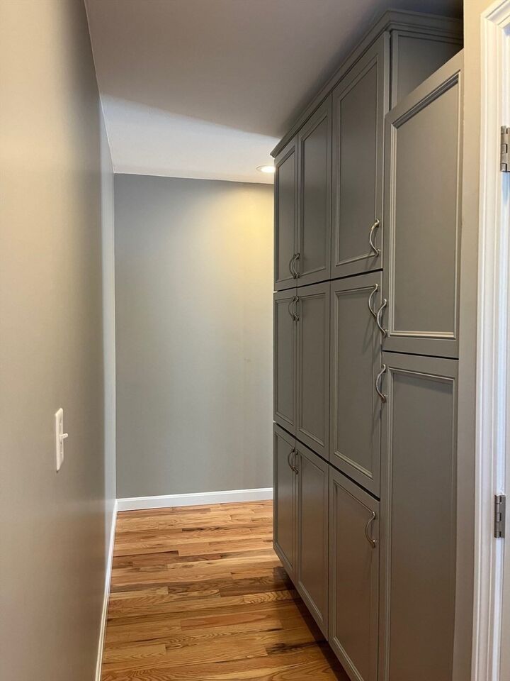 Property Photo:  91 Lincoln Unit 2  MA 01752 