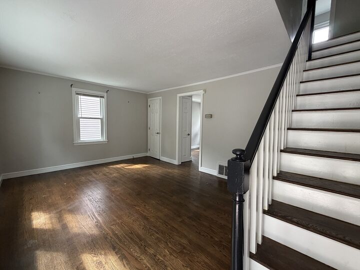 Property Photo:  113 Brooks Street 113  MA 01606 