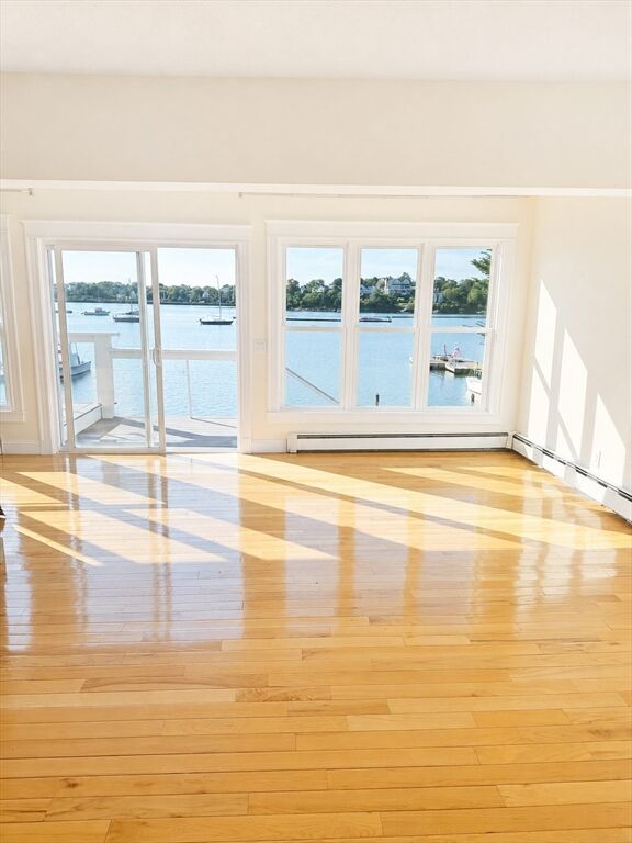 Property Photo: 31 Hampton Cir 1 MA 02045