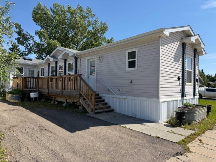 Property Photo:  5800 46 Street #51  AB T4H 1G8 