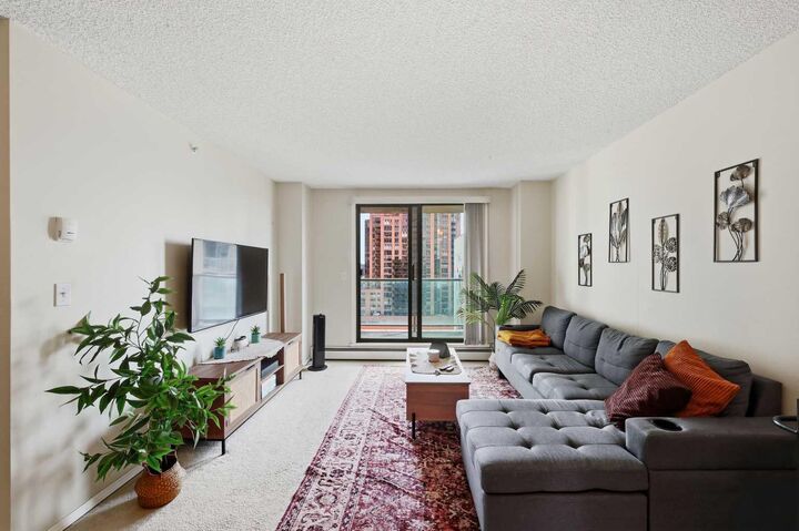 Property Photo:  1111 6 Avenue SW 1407  AB T2P 5M5 