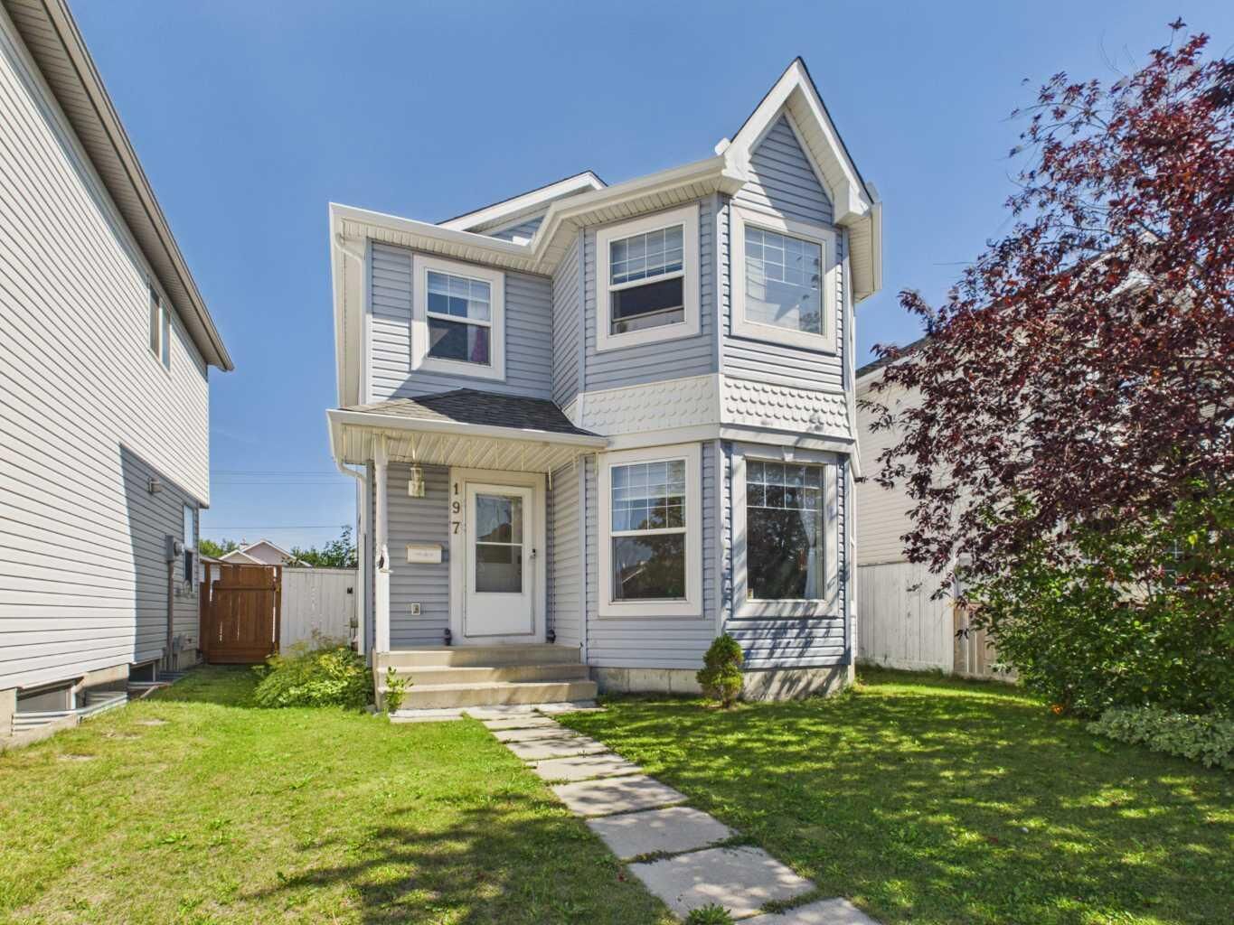 Property Photo:  197 Tarington Close NE  AB T3J 3V7 