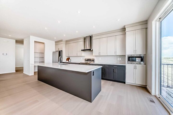 Property Photo:  396 Herron Landing NE  AB T3P 2R5 