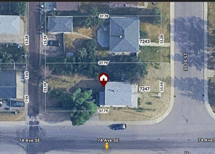 Property Photo:  7247 25 Street SE  AB T2C 0Z9 