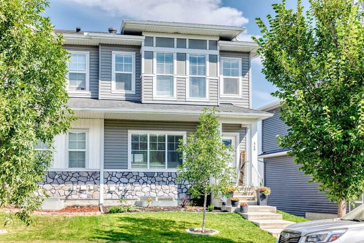 Property Photo:  449 West Lakeview Drive  AB T1X 2A4 