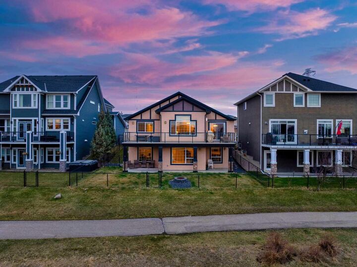 Property Photo:  136 Rainbow Falls Glen  AB T1X 0S5 