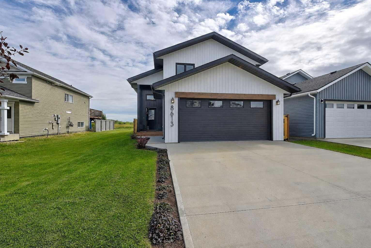 Property Photo:  8613 88 Street  AB T8X 0P5 