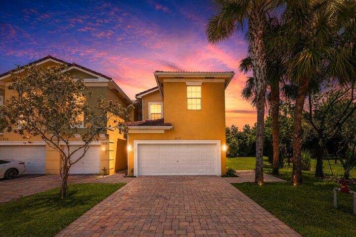 Property Photo: 813 Pipers Cay Drive FL 33415
