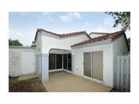 Property Photo: 1371 Cottonwood Circle FL 33326