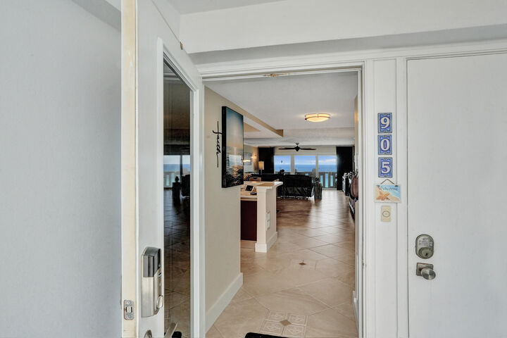 Property Photo: 1012 N Ocean Boulevard 905 FL 33062