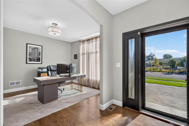 Property Photo: 553 S 22nd Avenue CO 80601