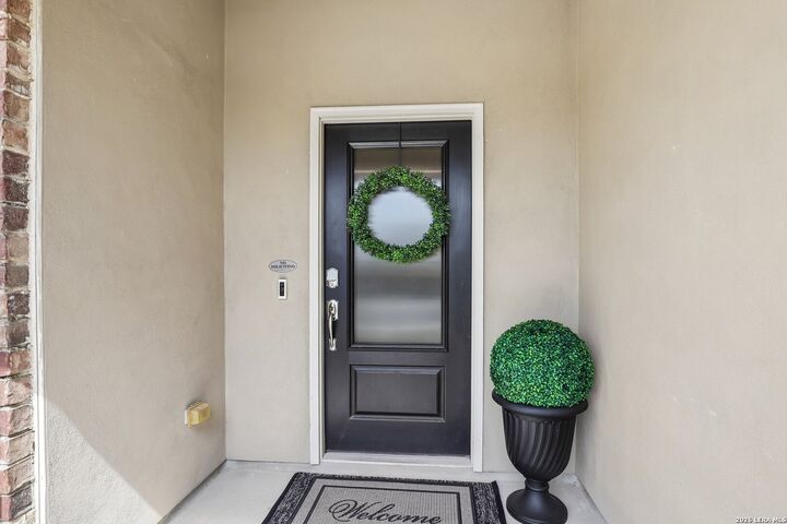 Property Photo: 6063 Ballast Trl TX 78132