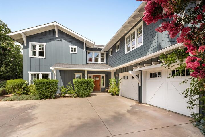 Property Photo:  5139 Cathedral Oaks Road  CA 93111 