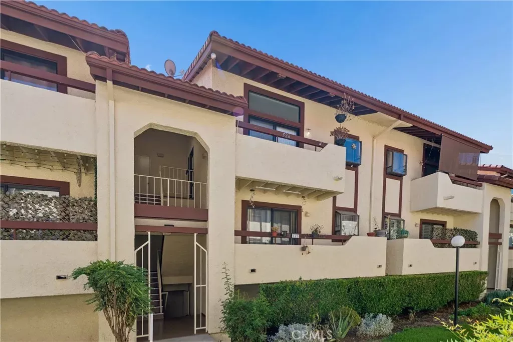 Property Photo: 18012 Saratoga 526 CA 91387