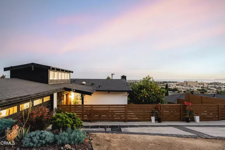 Property Photo:  3086 Grove Street  CA 93003 