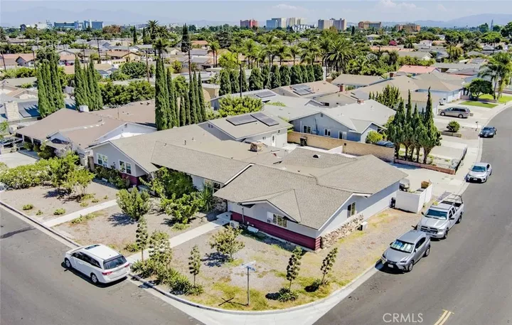 Property Photo:  12582 Safford  CA 92840 