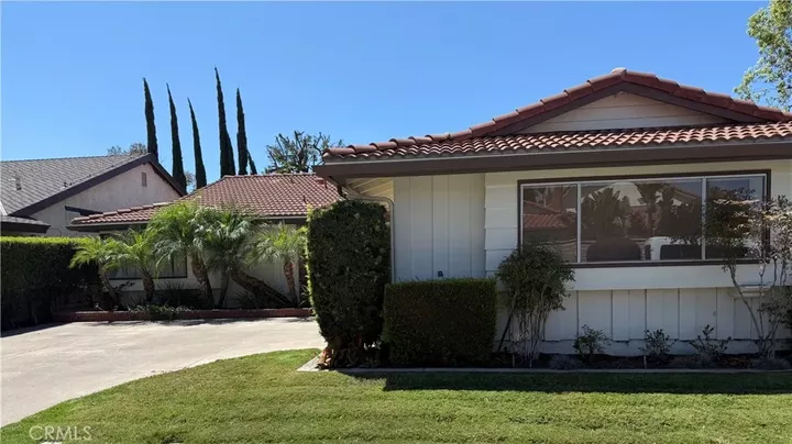 Property Photo:  25382 Shawnee  CA 92630 