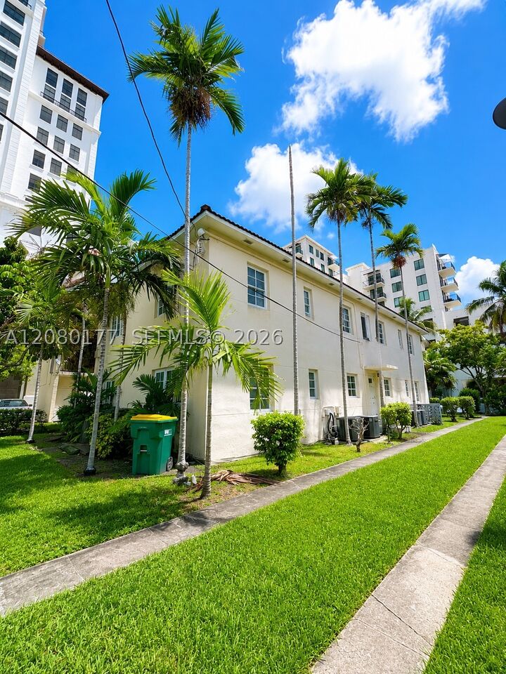 Property Photo:  215 Sidonia Ave  FL 33134 