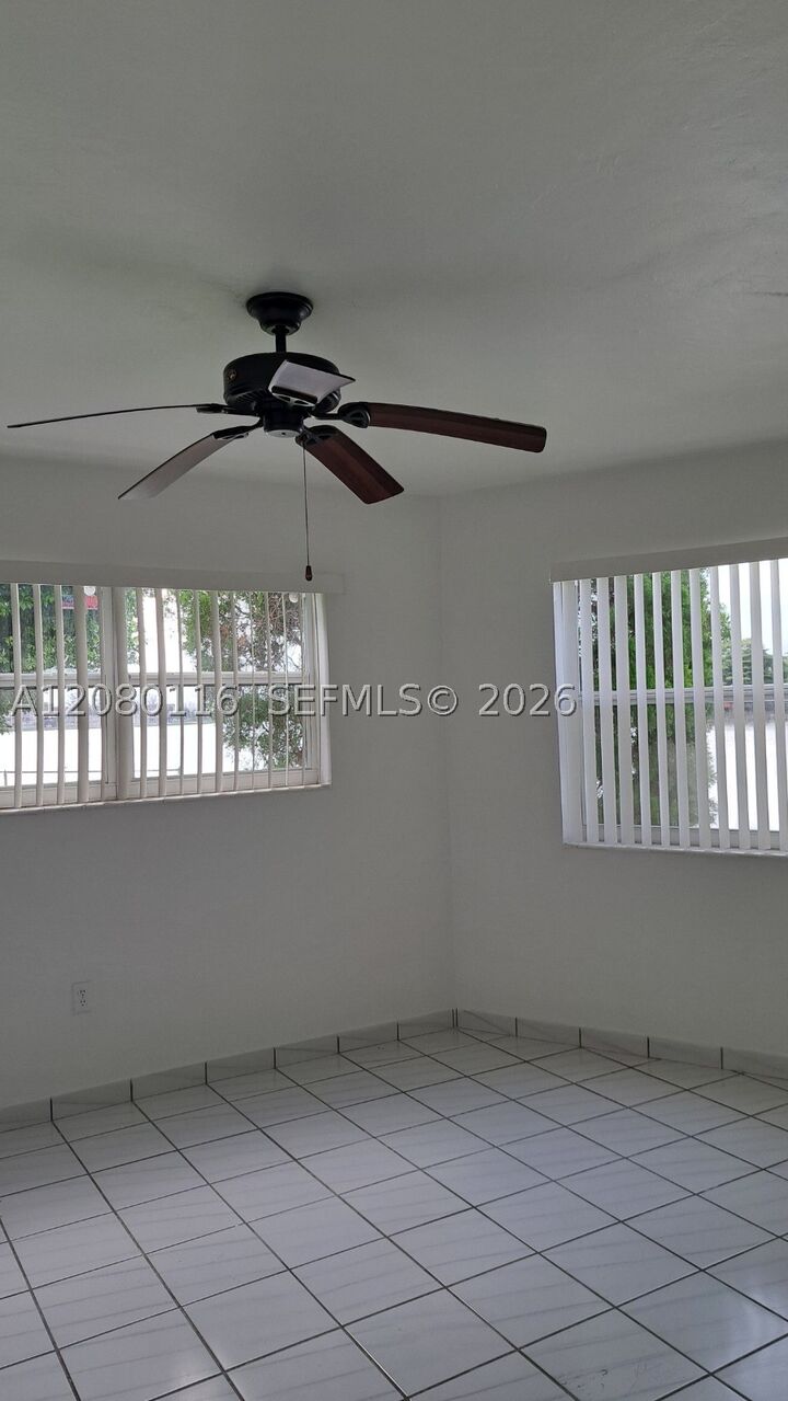 Property Photo: