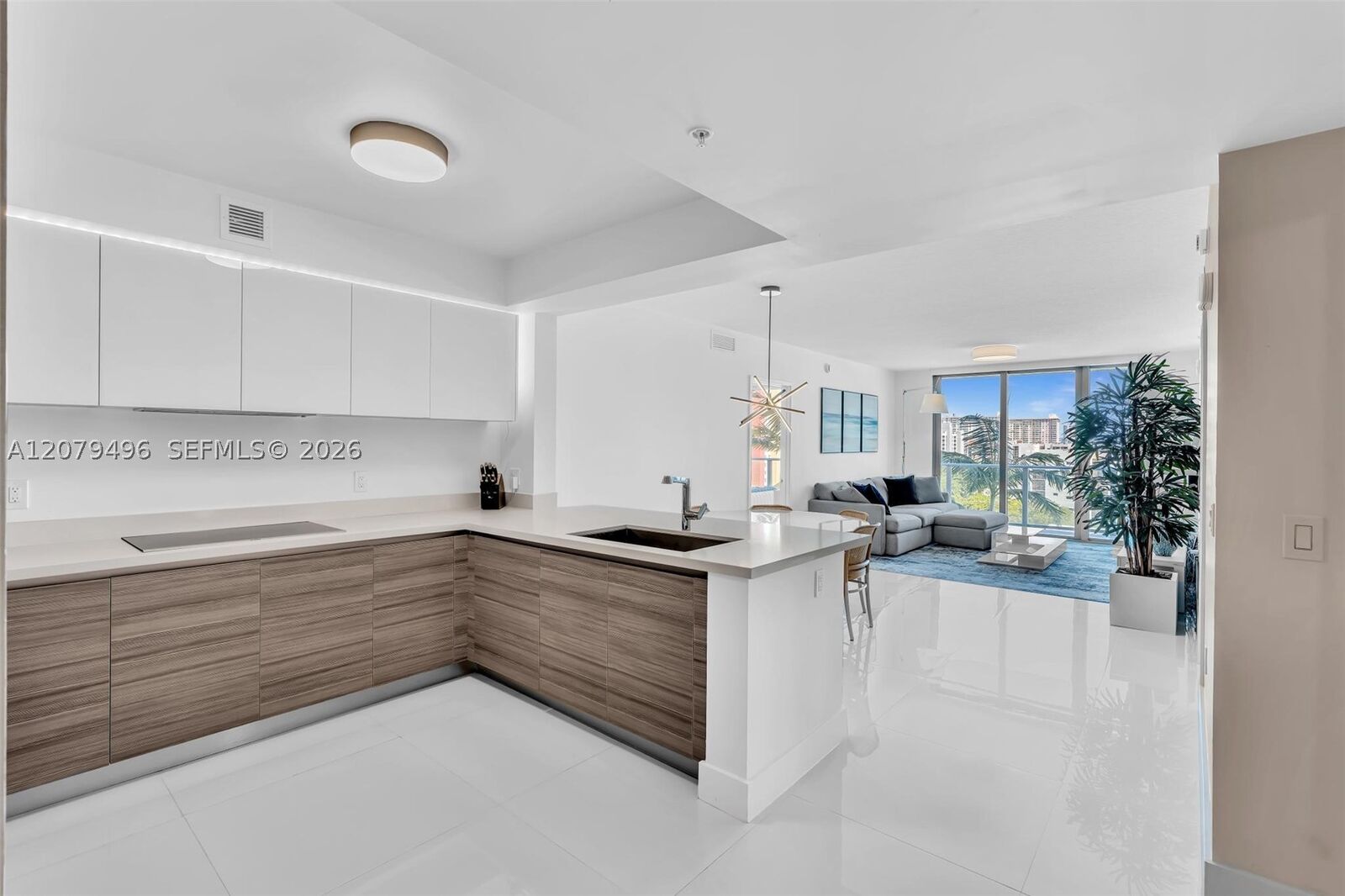 Property Photo: 300 Sunny Isles Blvd 4-805 FL 33160