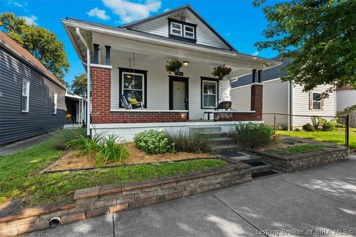 Property Photo:  1409 Culbertson Avenue  IN 47150 