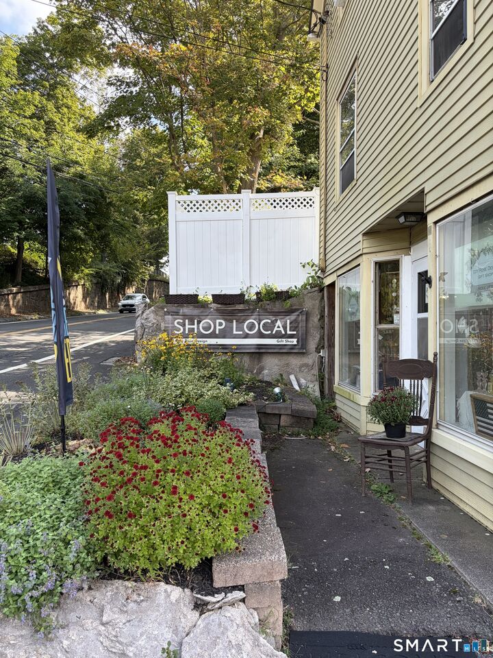 Property Photo: 323 Saybrook Road CT 06441