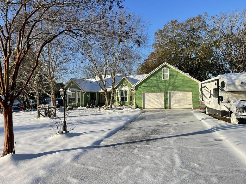 Property Photo:  3612 Carmichael Drive  GA 31794 