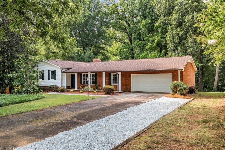 Property Photo:  107 Ben Nevis Drive  NC 27284 