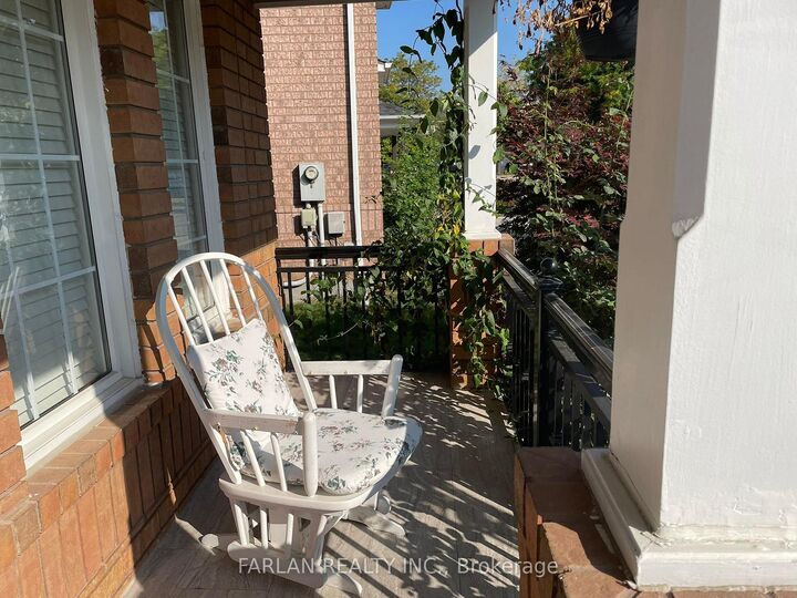 Property Photo:  34 Chart Avenue Main  ON L6A 2Y3 