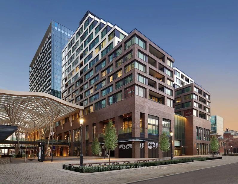 Property Photo:  455 Wellington Street W 402  ON M5J 2R2 