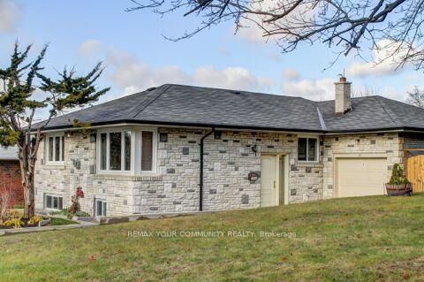 Property Photo: 10 Tinder Crescent Basement 2 ON M4A 1L3