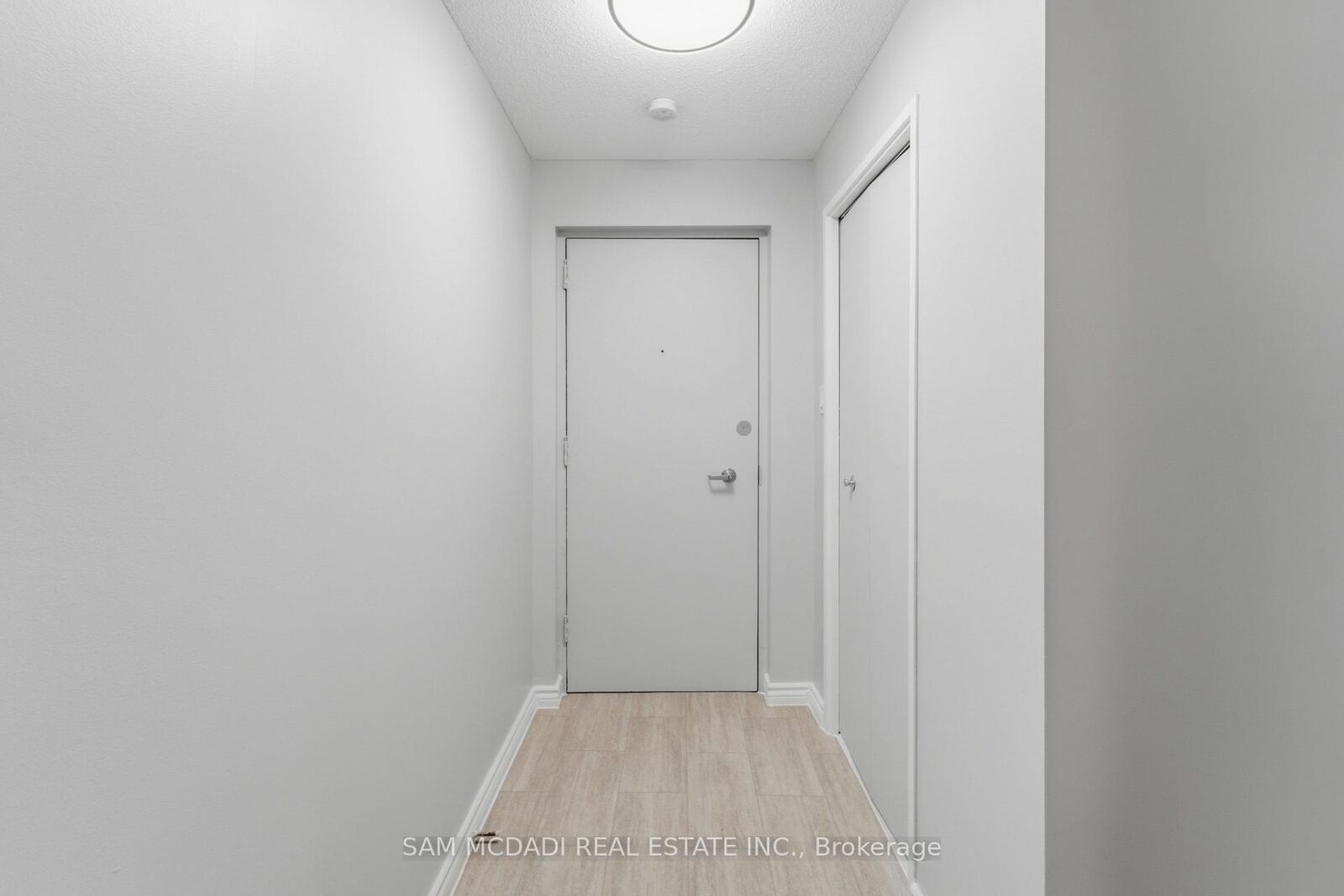 Property Photo:  47 Munroe Street 509  ON K9A 1G3 