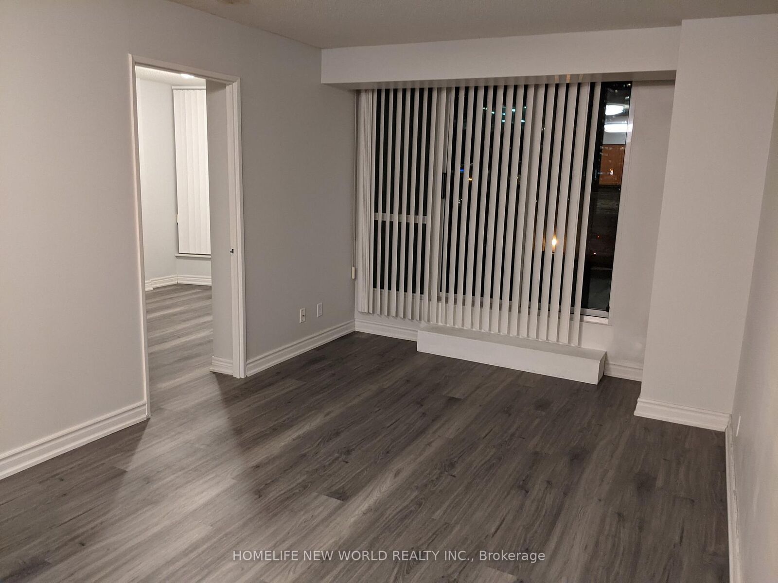 Property Photo:  23 Hollywood Avenue 603  ON M2N 7L8 