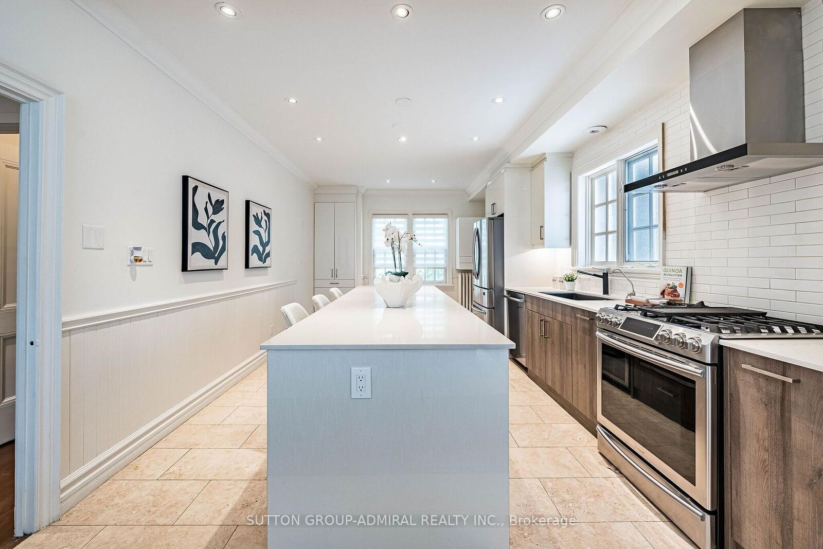 Property Photo:  63 Highland Avenue  ON M4W 2A2 