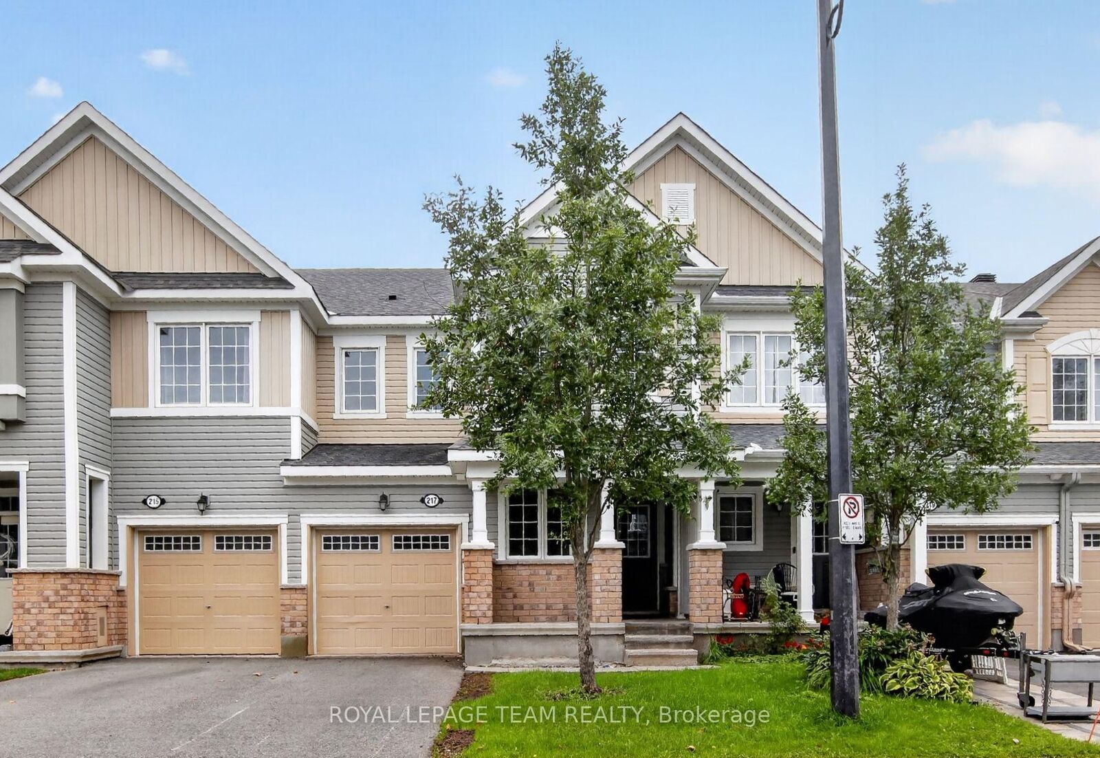 Property Photo:  217 Conifer Creek Circle  ON K2M 0M2 