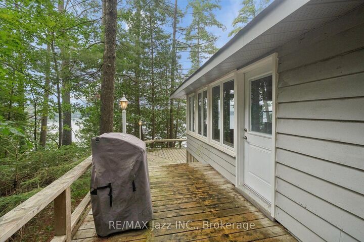 Property Photo:  1022 Two Dogs Lane  ON K0M 1J2 