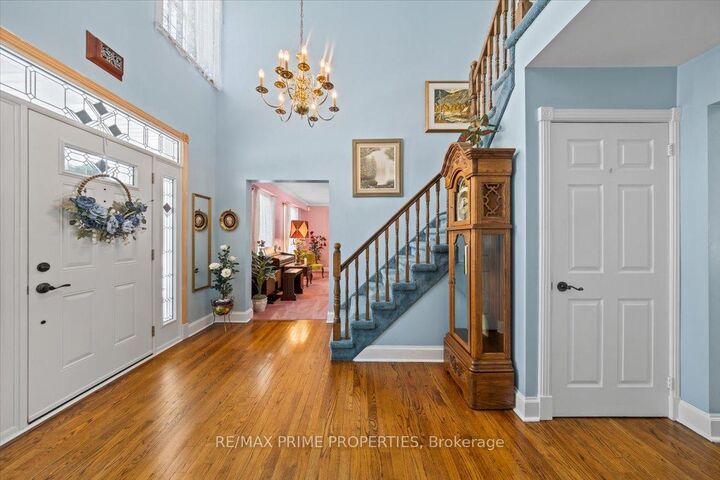 Property Photo:  1530 Royal Orchard Drive  ON K4C 1A9 