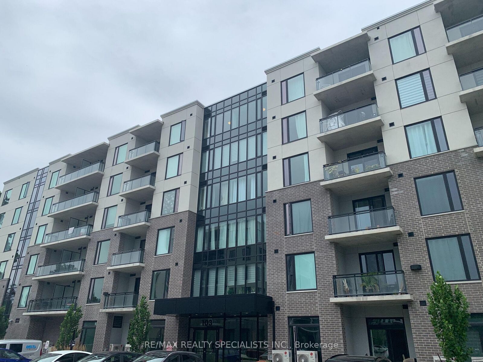 Property Photo:  103 Roger Street 611  ON N2J 1A4 