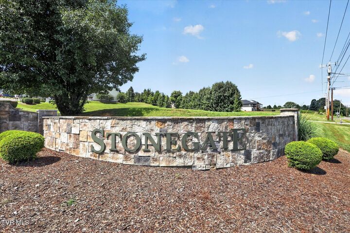 Property Photo: 411 Piper Glen TN 37615
