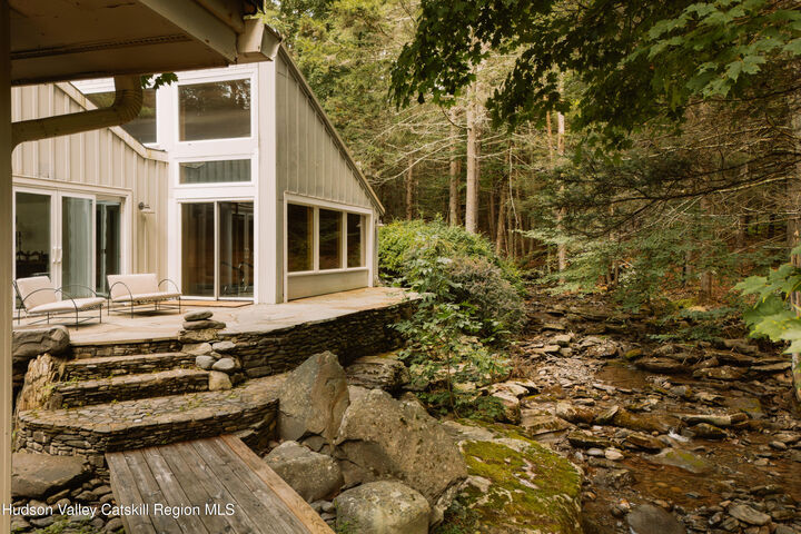 Property Photo: 54 Shultis Farm NY 12409