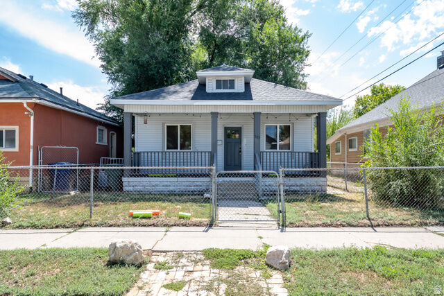 Property Photo:  323 32nd St  UT 84401 