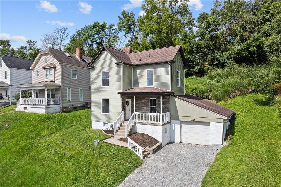 Property Photo: 333 E Grant St PA 15342