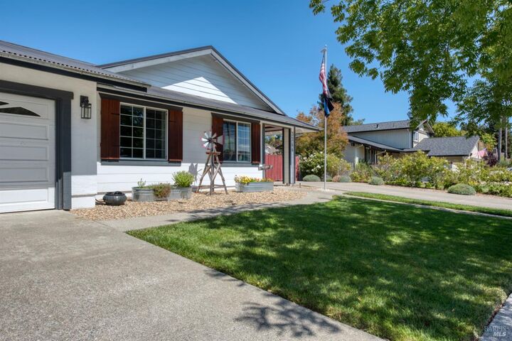 Property Photo: 3366 Linda Mesa Way CA 94558