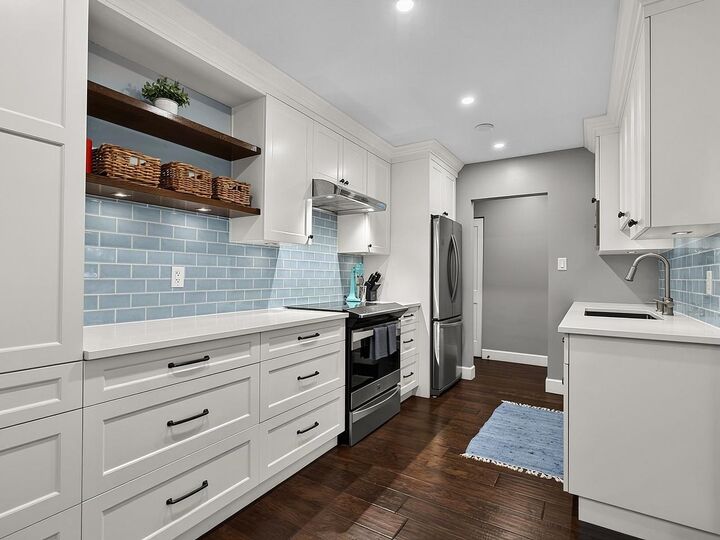 Property Photo:  150 E 5th Street 205  BC V7L 1L5 