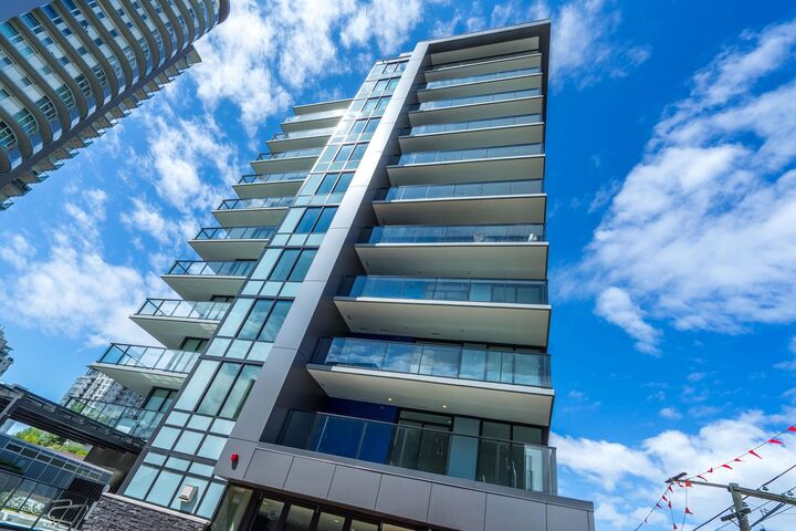 Property Photo:  1588 Johnston Street 1108  BC V4B 0C5 