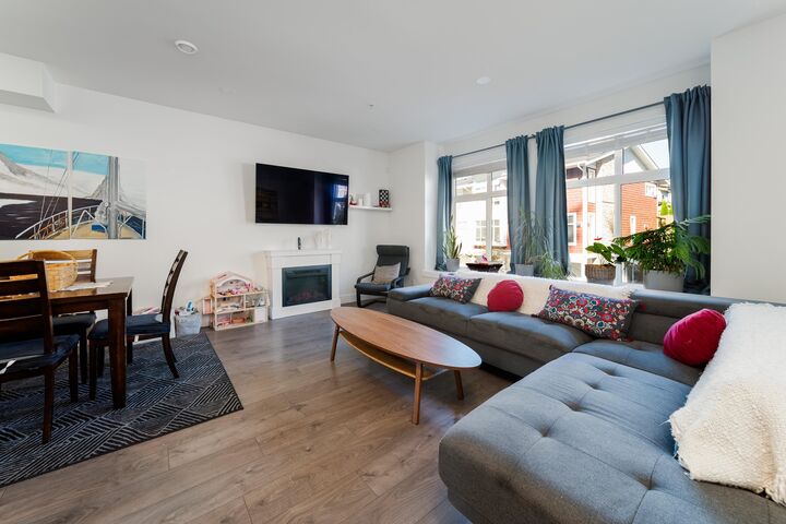 24108 104 Avenue 66 — photo 1